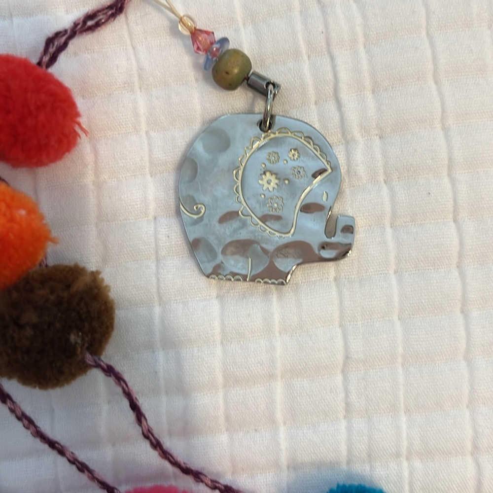 *Car Charm - Picture 3 of 4